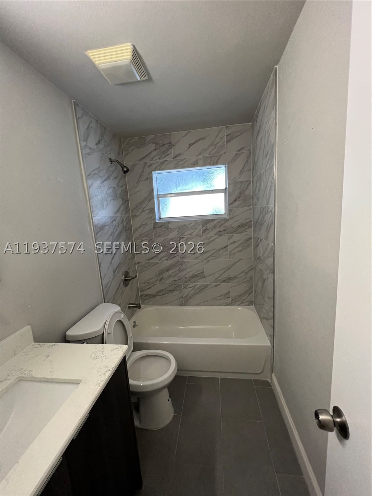 Real estate property located at 4321 12th Ter, Broward, Twin Lakes Homes, Oakland Park, FL