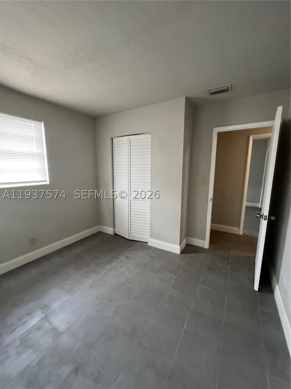 Real estate property located at 4321 12th Ter, Broward, Twin Lakes Homes, Oakland Park, FL