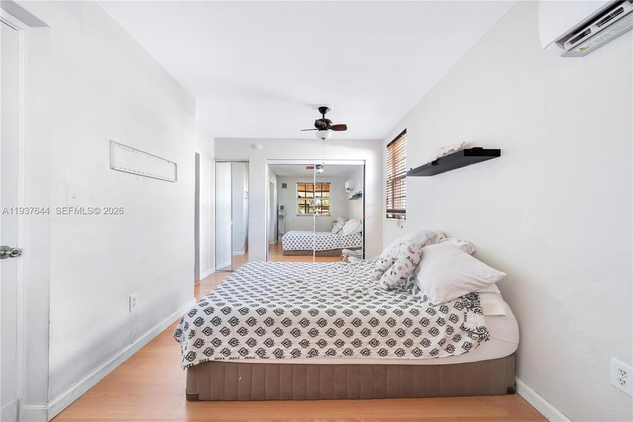 Real estate property located at 5015 Palm Ct, Miami-dade, Bradley Manor 3rd Addn, Hialeah, FL