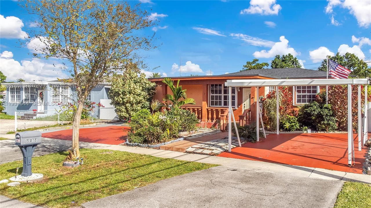 Real estate property located at 5015 Palm Ct, Miami-dade, Bradley Manor 3rd Addn, Hialeah, FL