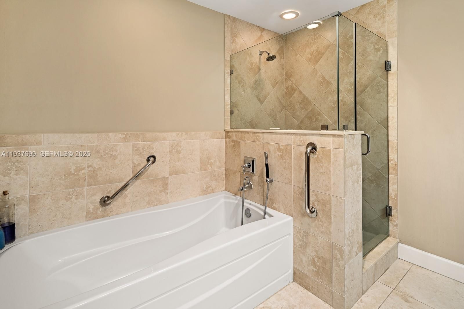 Real estate property located at 100 Andalusia Ave #408, Miami-dade, Andalusia Condo Residence, Coral Gables, FL
