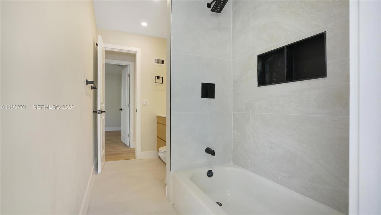 Real estate property located at 8651 24th St, Broward, Sunrise Golf Village Sec, Sunrise, FL