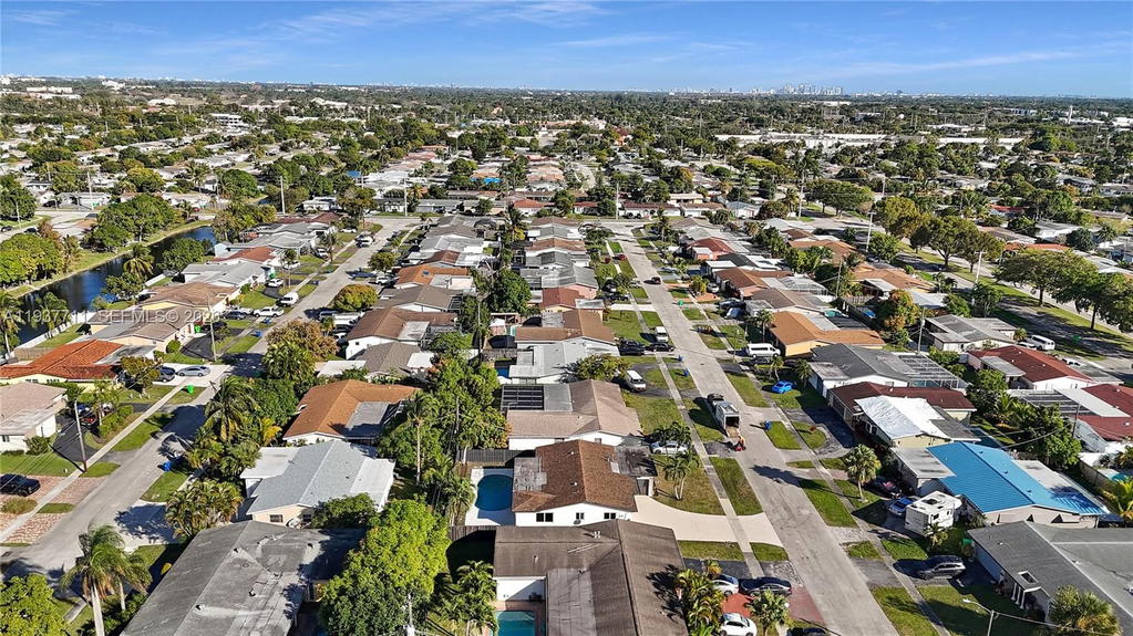 Real estate property located at 8651 24th St, Broward, Sunrise Golf Village Sec, Sunrise, FL