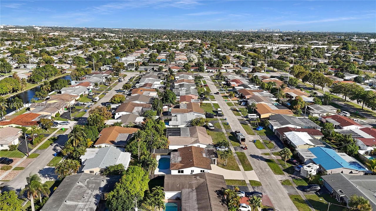 Real estate property located at 8651 24th St, Broward, Sunrise Golf Village Sec, Sunrise, FL