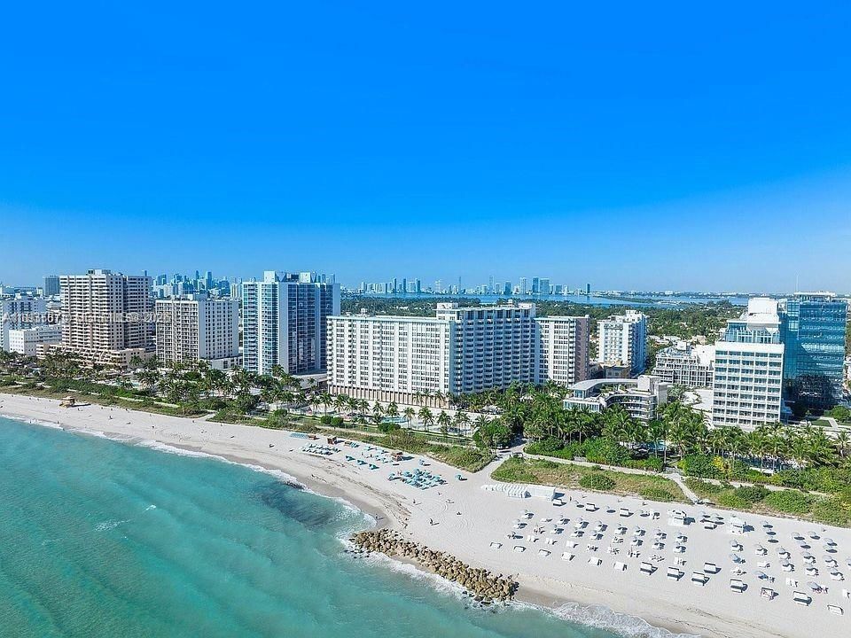 Real estate property located at 2899 Collins Ave #1717, Miami-dade, Triton Tower Condo, Miami Beach, FL