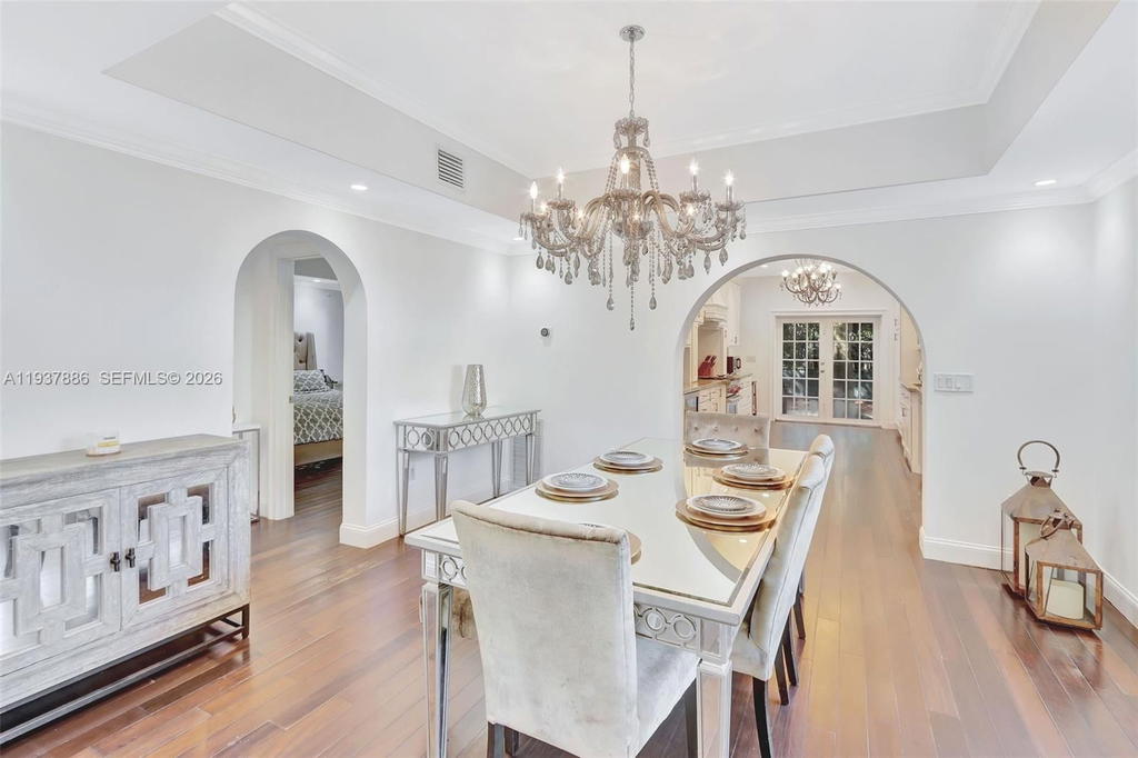 Real estate property located at 517 Minorca Ave., Miami-dade, Coral Gables Sec B, Coral Gables, FL