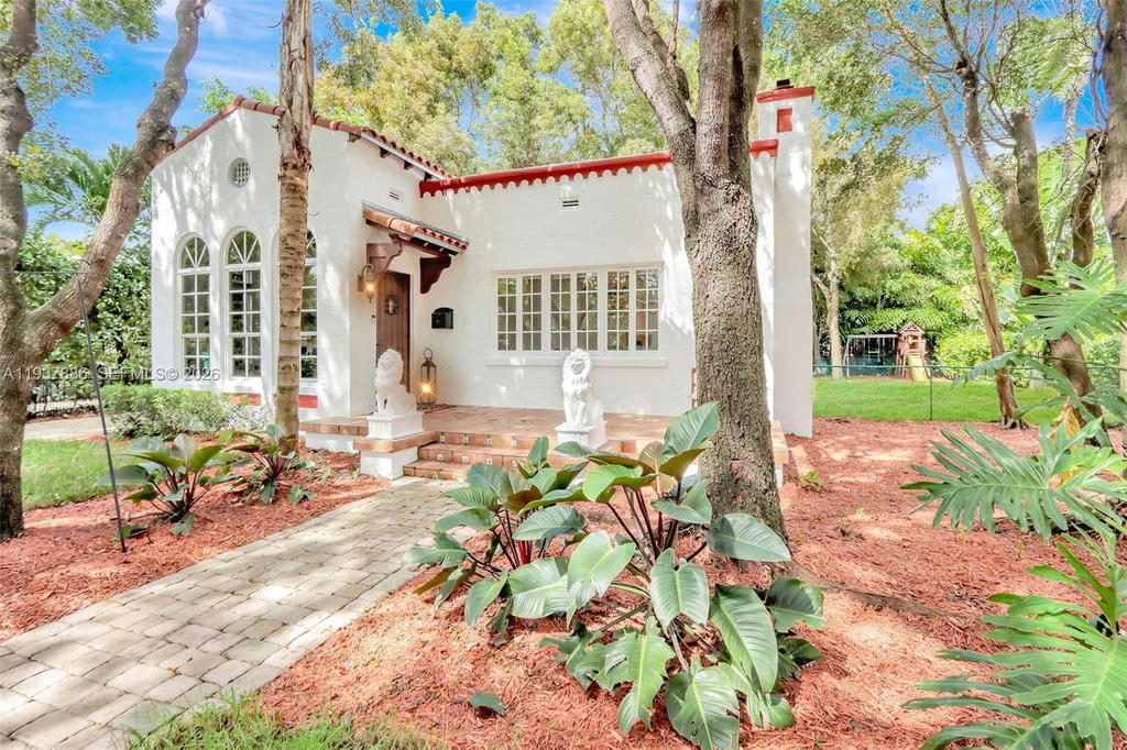 Real estate property located at 517 Minorca Ave., Miami-dade, Coral Gables Sec B, Coral Gables, FL