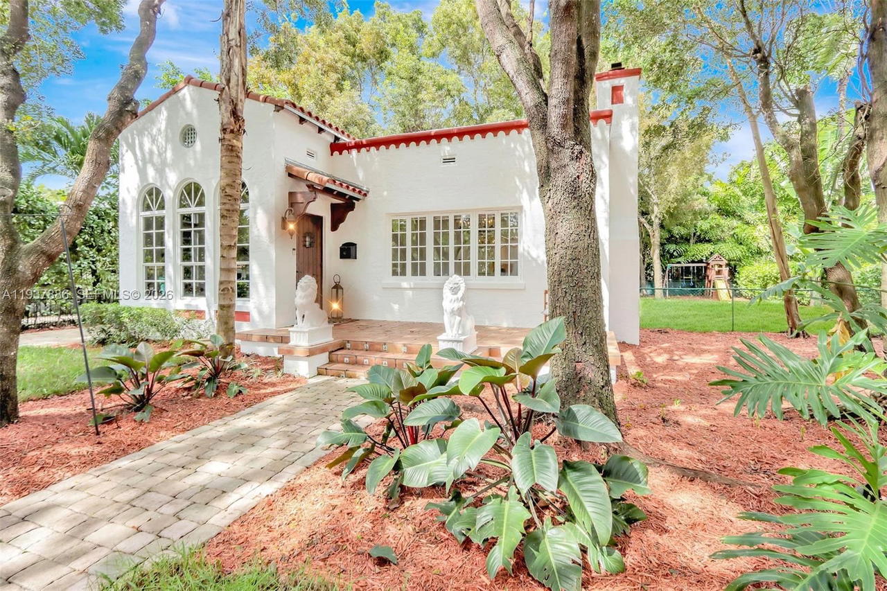 Real estate property located at 517 Minorca Ave., Miami-dade, Coral Gables Sec B, Coral Gables, FL