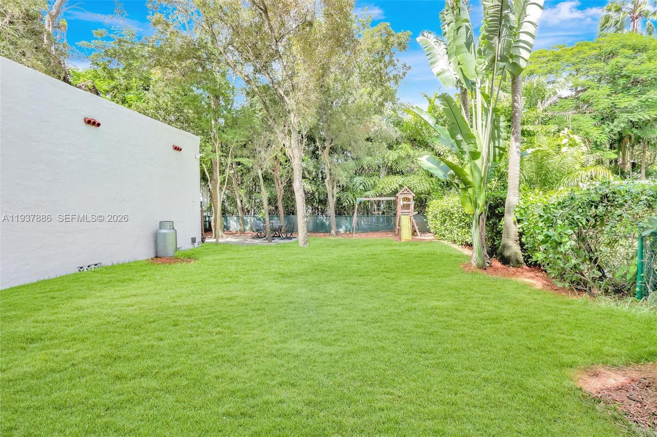 Real estate property located at 517 Minorca Ave., Miami-dade, Coral Gables Sec B, Coral Gables, FL