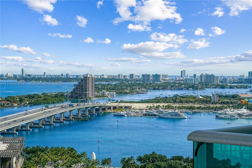 Real estate property located at 900 Biscayne Blvd #2910, Miami-dade, 900 Biscayne Bay Condo, Miami, FL