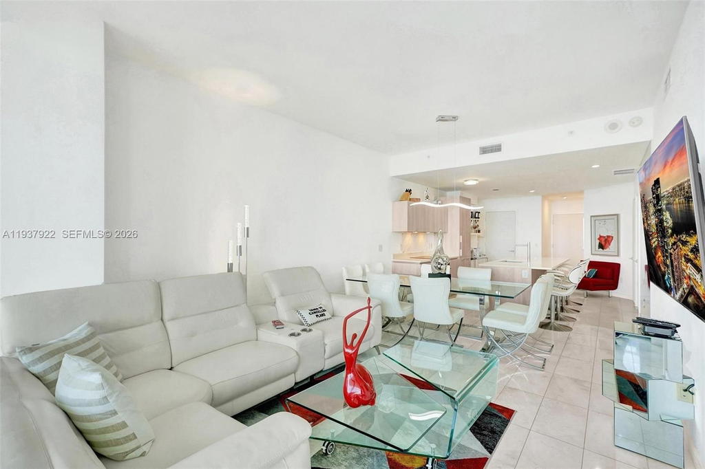 Real estate property located at 480 31st St #1705, Miami-dade, Gran Paraiso Condo, Miami, FL