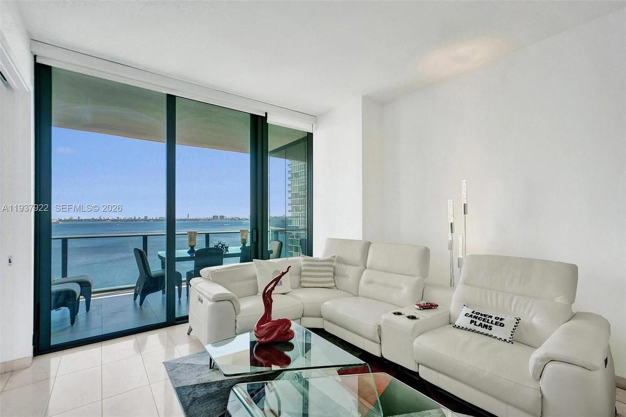 Real estate property located at 480 31st St #1705, Miami-dade, Gran Paraiso Condo, Miami, FL