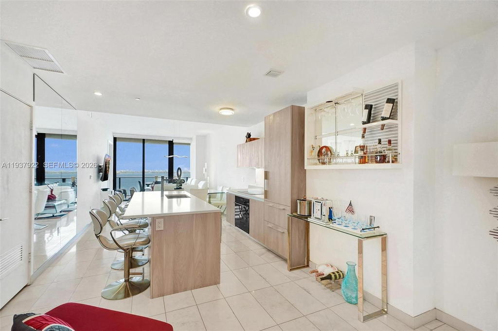 Real estate property located at 480 31st St #1705, Miami-dade, Gran Paraiso Condo, Miami, FL