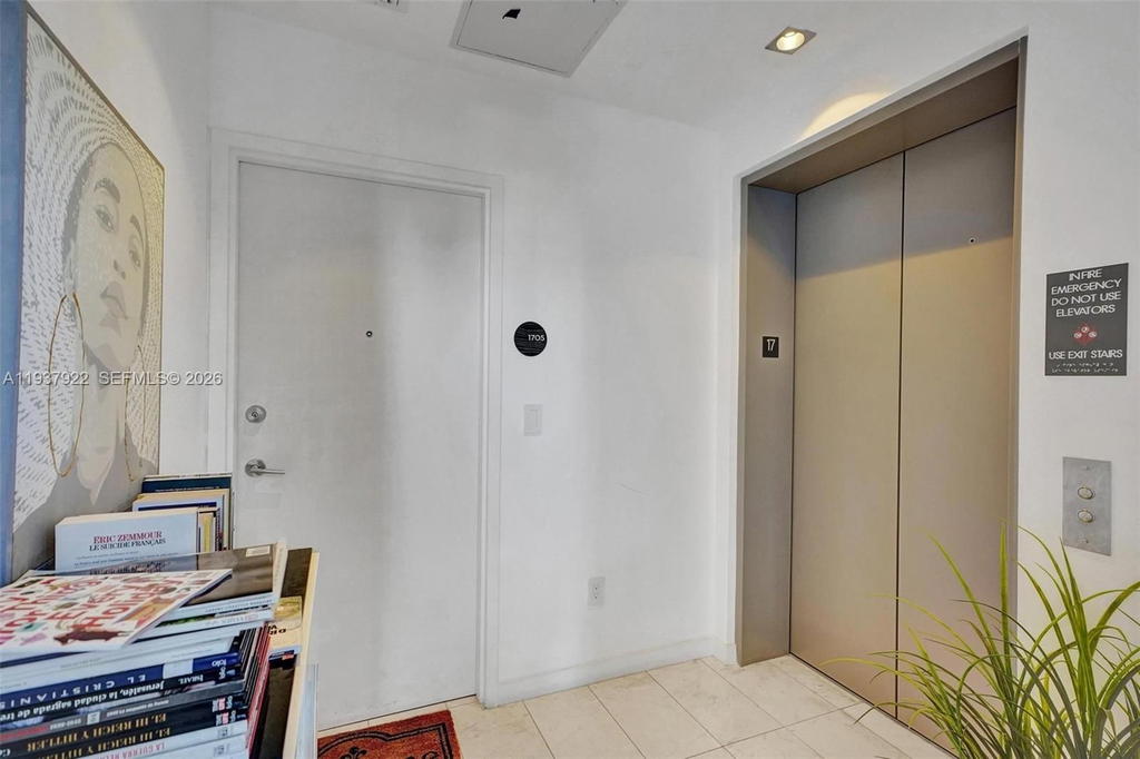 Real estate property located at 480 31st St #1705, Miami-dade, Gran Paraiso Condo, Miami, FL