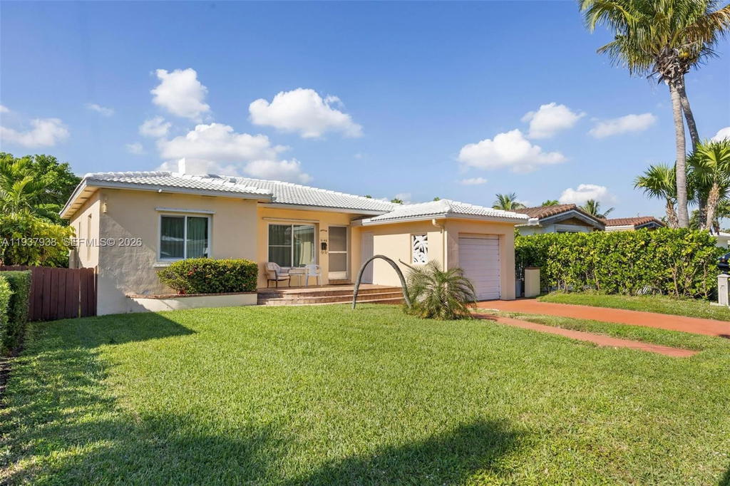 Real estate property located at 9148 Abbott Ave, Miami-dade, Altos Del Mar No 4, Surfside, FL