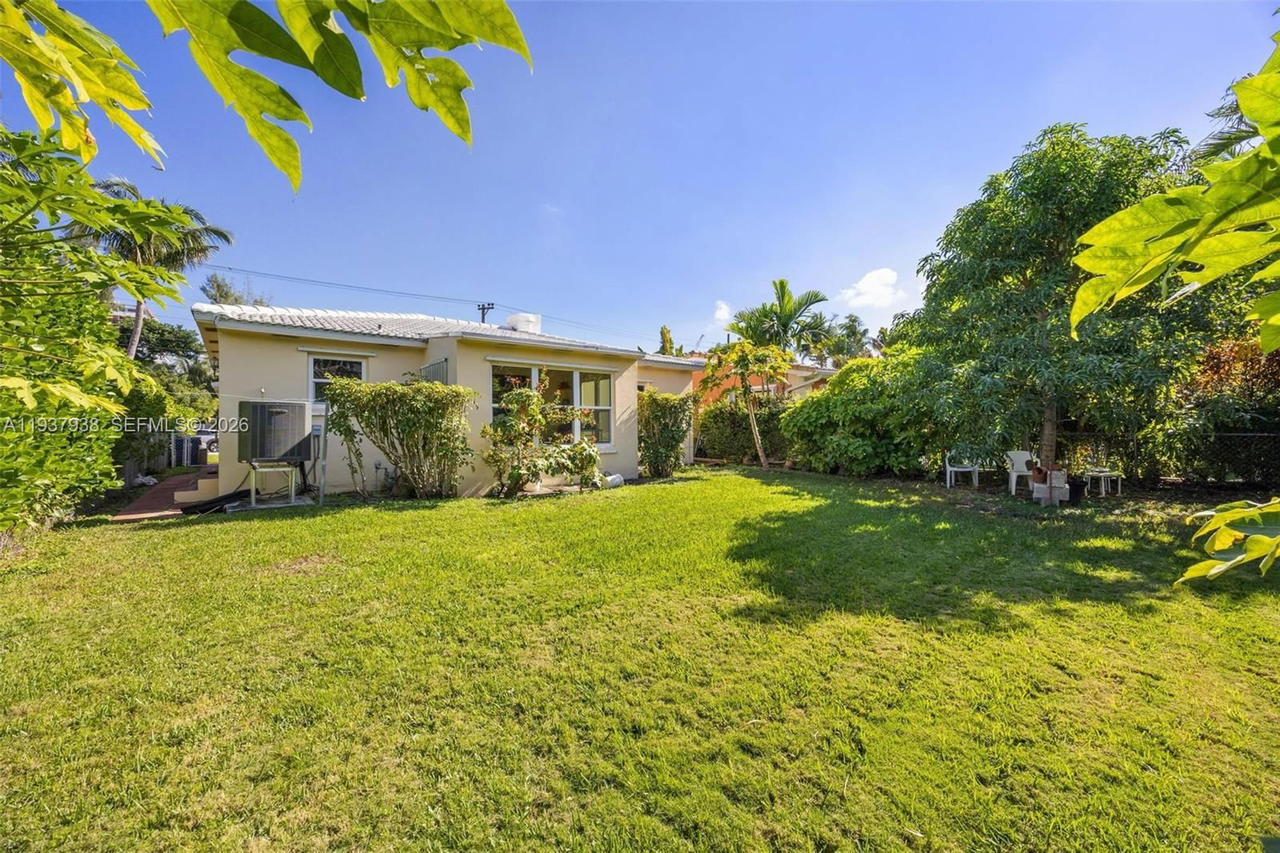 Real estate property located at 9148 Abbott Ave, Miami-dade, Altos Del Mar No 4, Surfside, FL