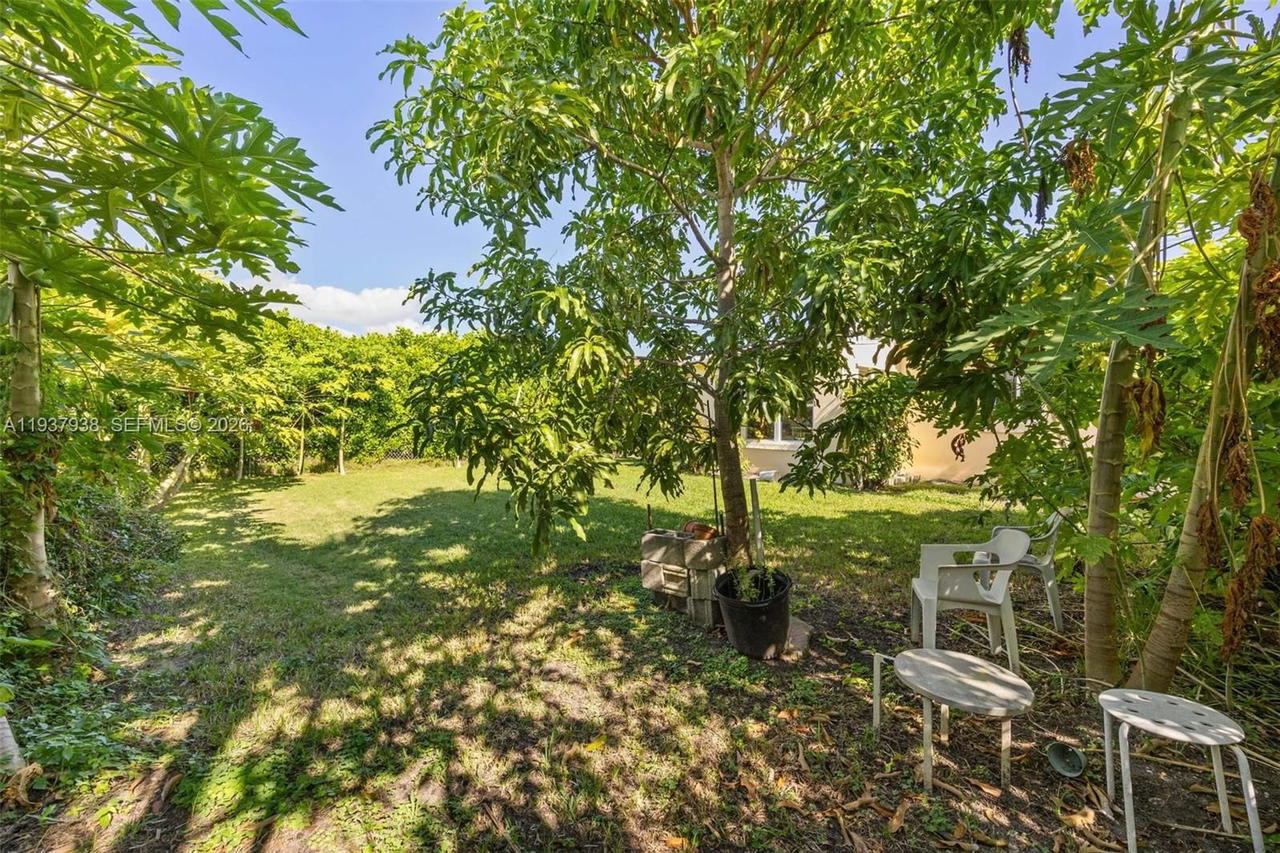 Real estate property located at 9148 Abbott Ave, Miami-dade, Altos Del Mar No 4, Surfside, FL