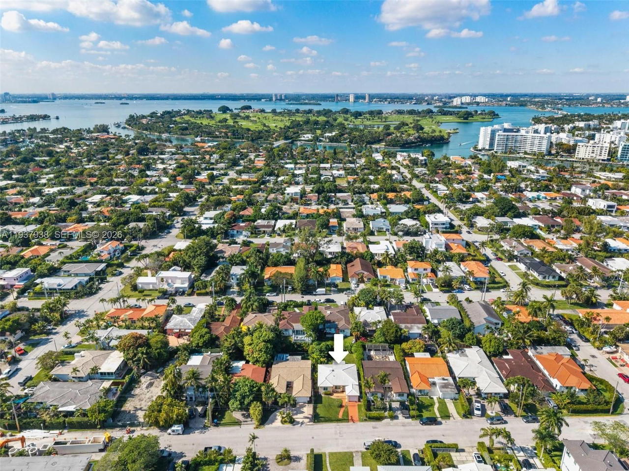 Real estate property located at 9148 Abbott Ave, Miami-dade, Altos Del Mar No 4, Surfside, FL