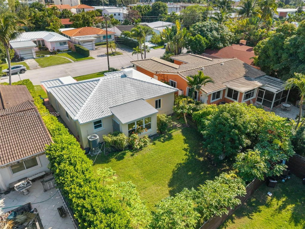 Real estate property located at 9148 Abbott Ave, Miami-dade, Altos Del Mar No 4, Surfside, FL
