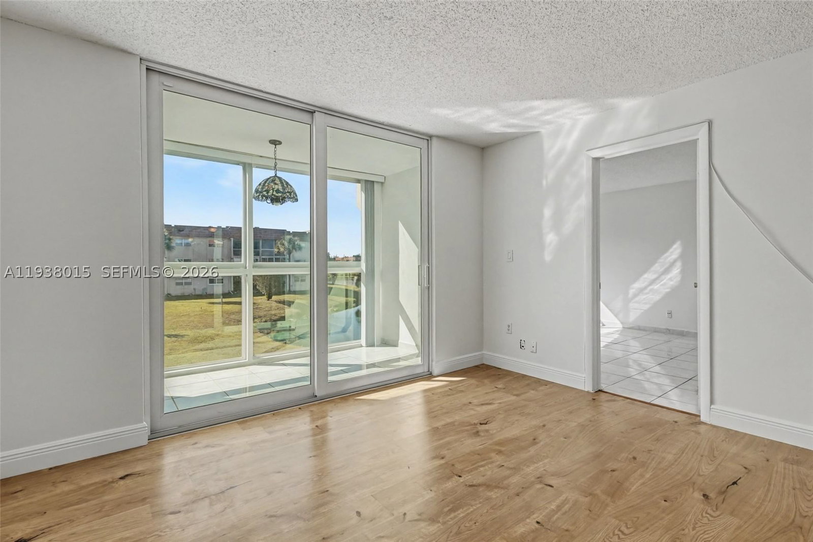 Real estate property located at 2831 Sunrise Lakes Dr. E #204, Broward, Sunrise Lakes 12 Condo, Sunrise, FL