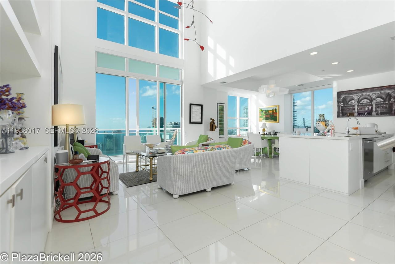 Real estate property located at 950 BRICKELL BAY DRIVE #5505, Miami-dade, Plaza Brickell East, Miami, FL