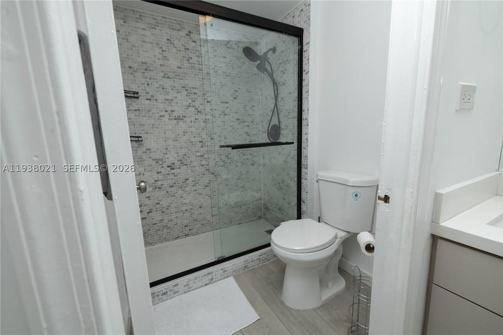 Real estate property located at 2301 Collins Ave #423, Miami-dade, ¤ Roney Palace, Miami Beach, FL