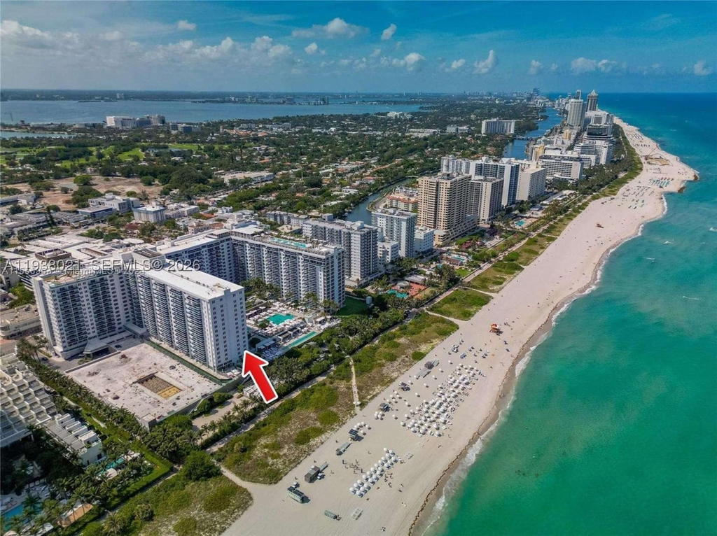 Real estate property located at 2301 Collins Ave #423, Miami-dade, ¤ Roney Palace, Miami Beach, FL