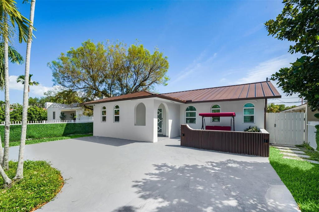 Real estate property located at 2356 24th St, Miami-dade, Silver Bluff Est-sec B, Miami, FL