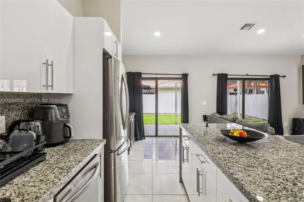 Real estate property located at 7754 201st Ter, Miami-dade, North Palm Estates Homes, Hialeah, FL
