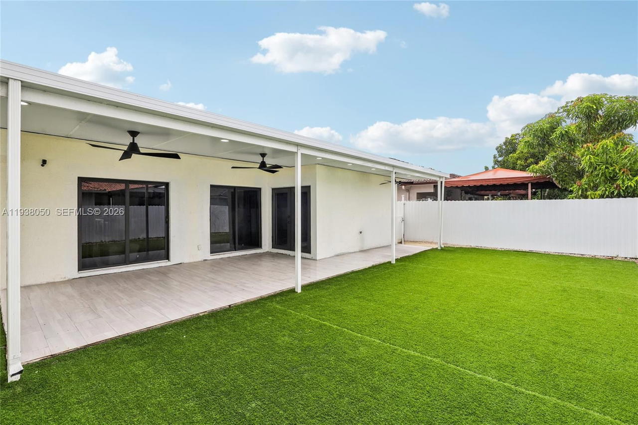 Real estate property located at 7754 201st Ter, Miami-dade, North Palm Estates Homes, Hialeah, FL