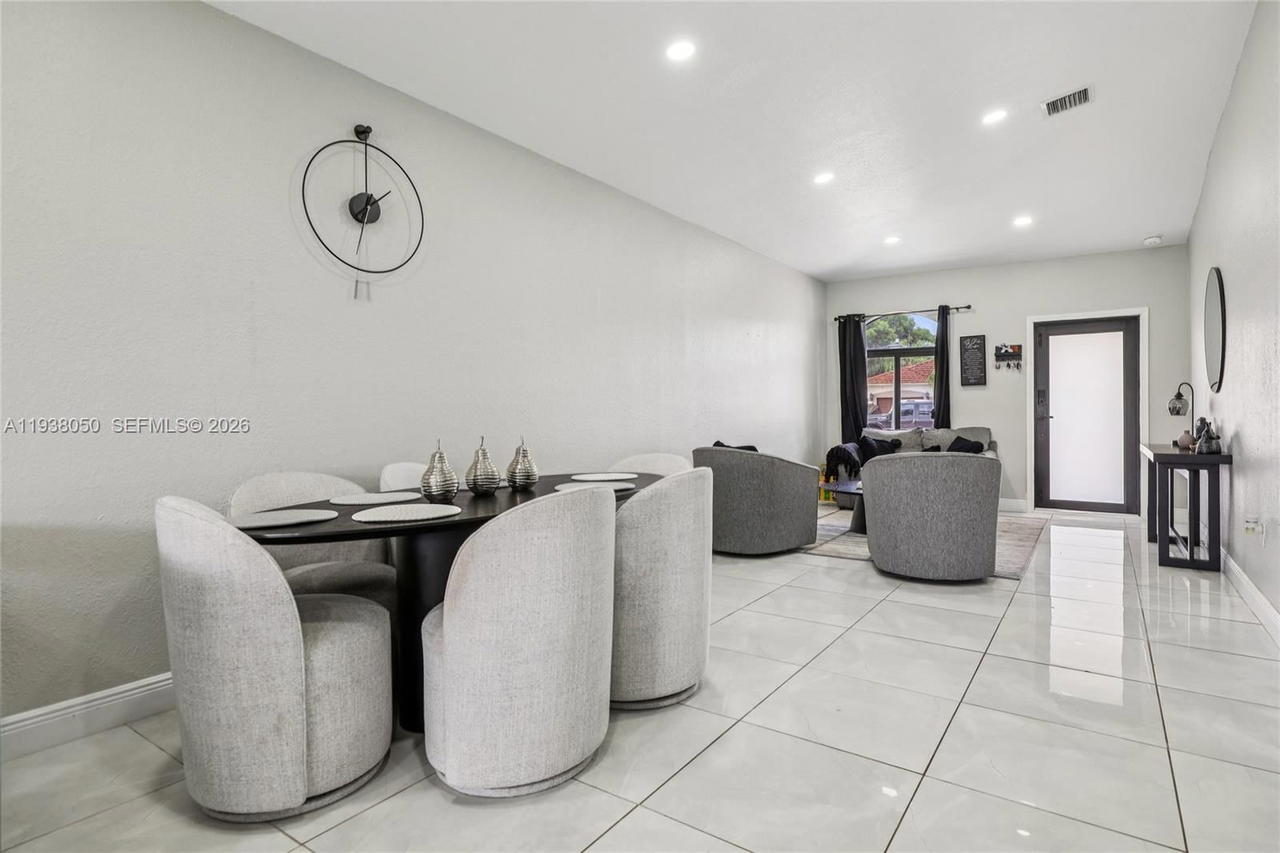 Real estate property located at 7754 201st Ter, Miami-dade, North Palm Estates Homes, Hialeah, FL