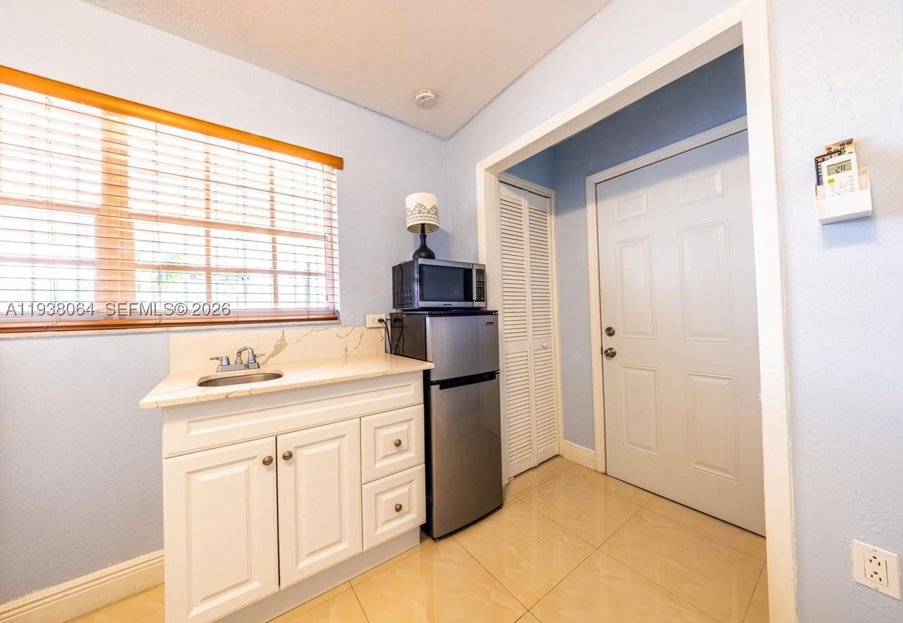 Real estate property located at 1937 57th Ct, Miami-dade, Tamiami Acres Plan 1, Miami, FL