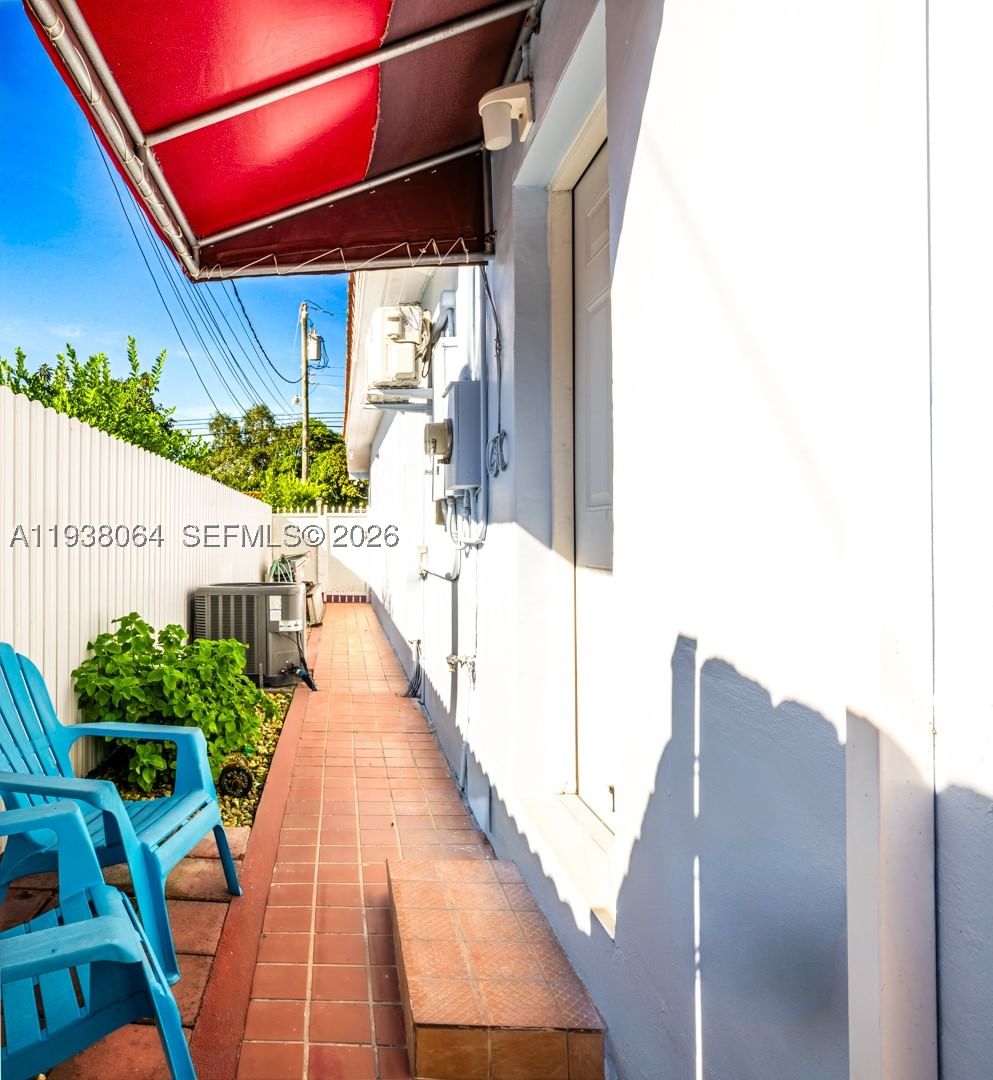 Real estate property located at 1937 57th Ct, Miami-dade, Tamiami Acres Plan 1, Miami, FL