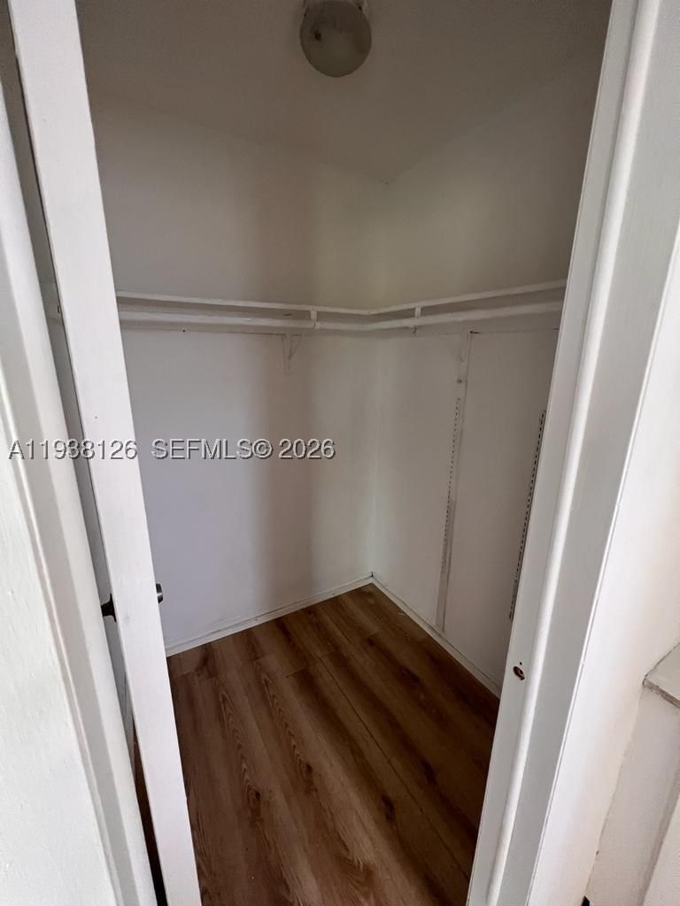 Real estate property located at 20520 15th Ave #221, Miami-dade, Enclave At The Park Condo, Miami Gardens, FL