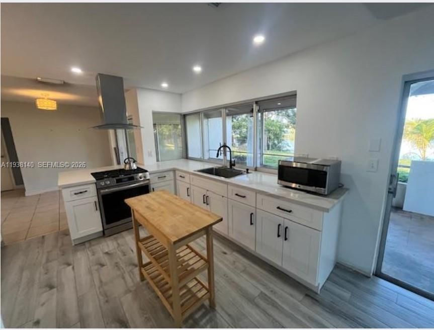 Real estate property located at 7281 Sunset Strip, Broward, Sunrise Golf Village, Sunrise, FL