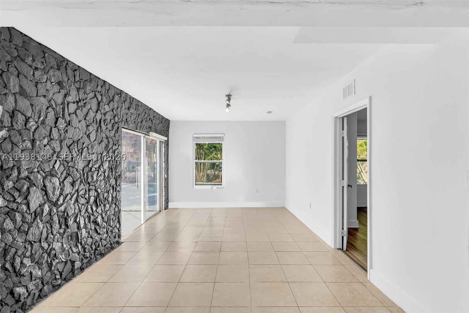 Real estate property located at 1530 56th Ave, Broward, Hollywood Country Estates, Hollywood, FL