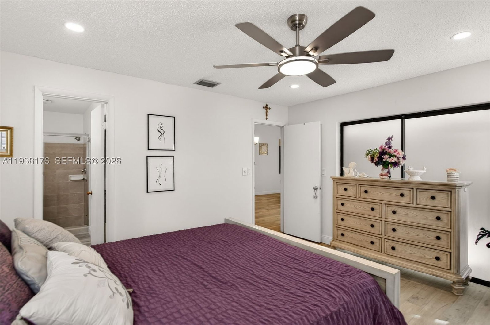 Real estate property located at 2104 17th Cir, Broward, Meadows Of Crystal Lake, Deerfield Beach, FL