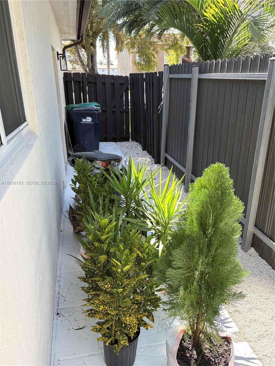 Real estate property located at 14961 30th Ter, Miami-dade, Don Elias Estates, Miami, FL