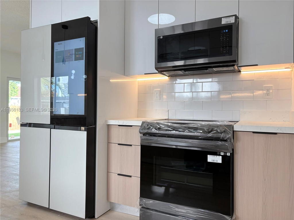 Real estate property located at 14961 30th Ter, Miami-dade, Don Elias Estates, Miami, FL