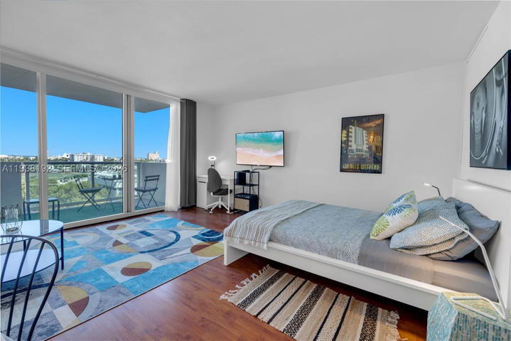 Real estate property located at 1200 West Ave #811, Miami-dade, Mirador 1200 Condo, Miami Beach, FL