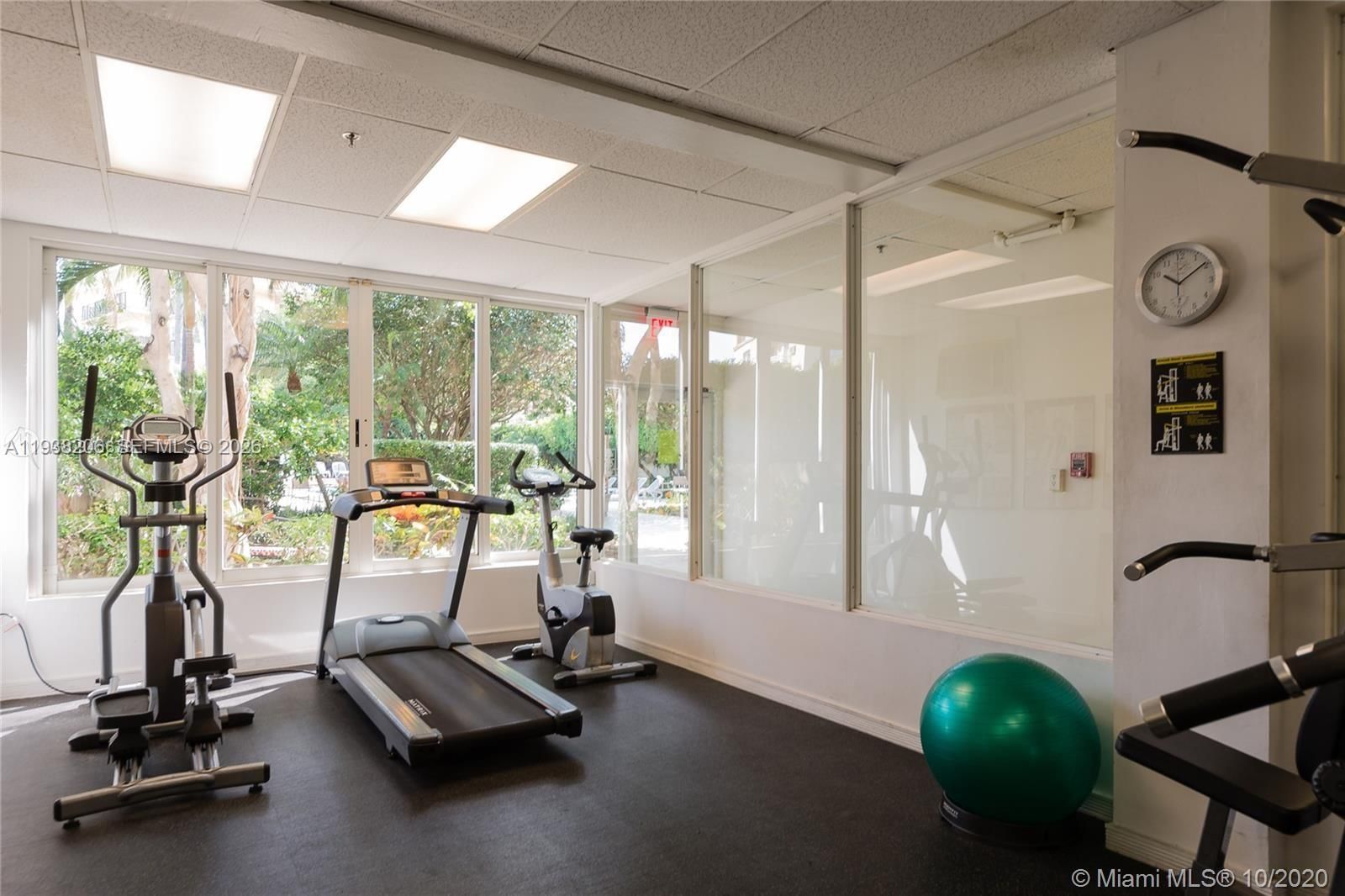 Real estate property located at 255 24th St #542, Miami-dade, The Mantell Condo, Miami Beach, FL
