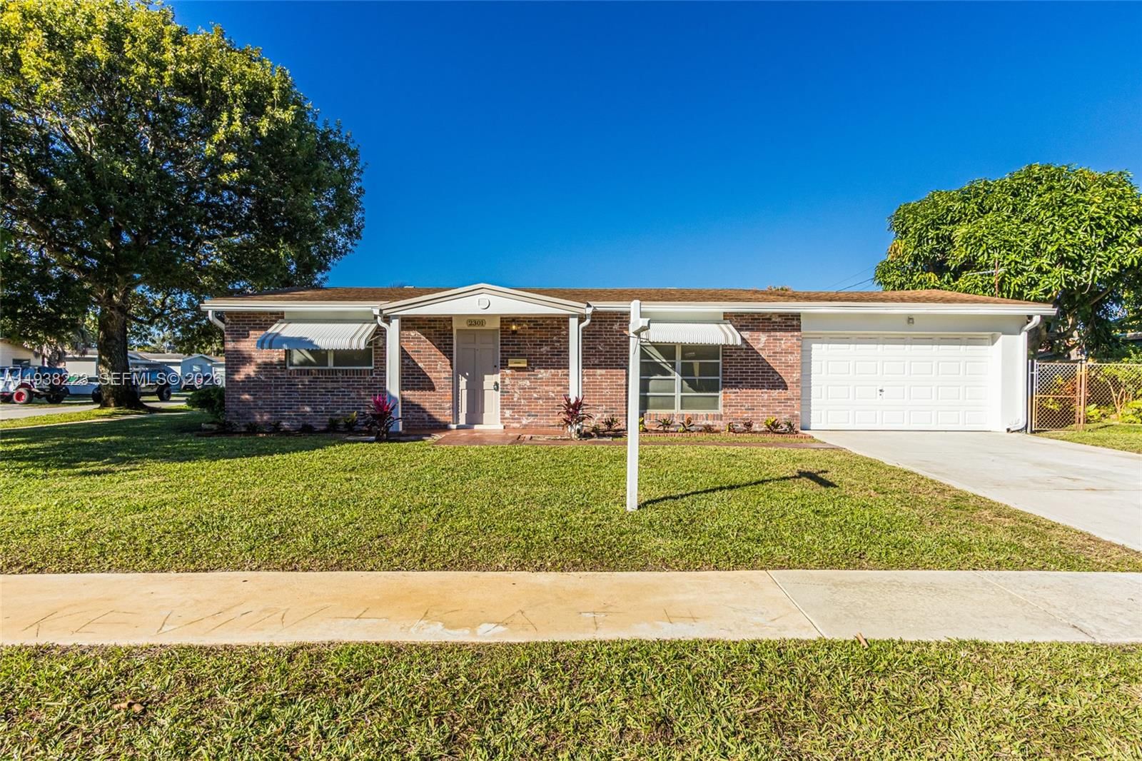 Real estate property located at 2301 42nd Ave, Broward, Holiday Village Sec Two, Lauderhill, FL