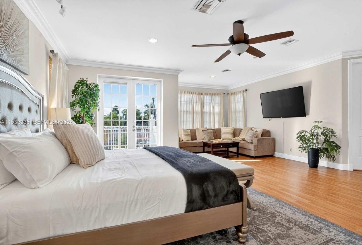 Real estate property located at 832 Hollywood Blvd, Broward, Hollywood Lakes Section, Hollywood, FL