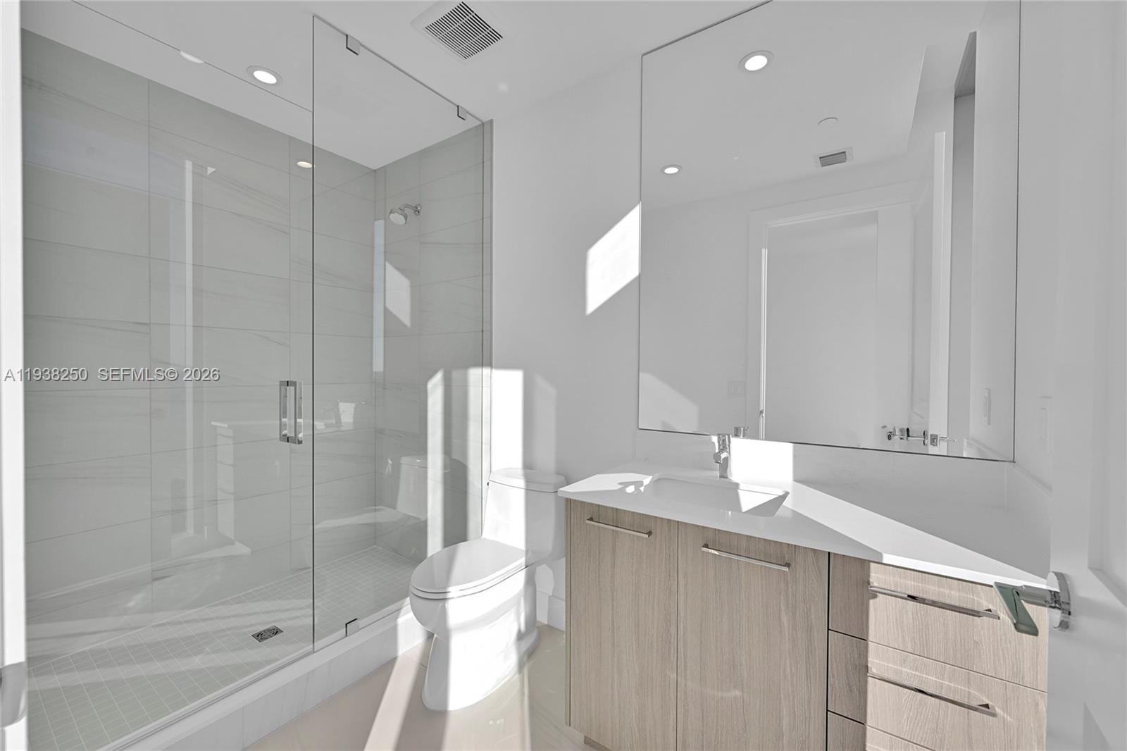 Real estate property located at 151 Seabreeze #1701E, Broward, Selene Oceanfront, Fort Lauderdale, FL