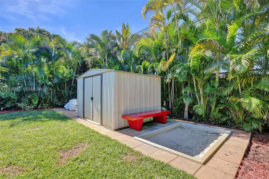 Real estate property located at 1713 8th Ave, Broward, Progresso, Fort Lauderdale, FL