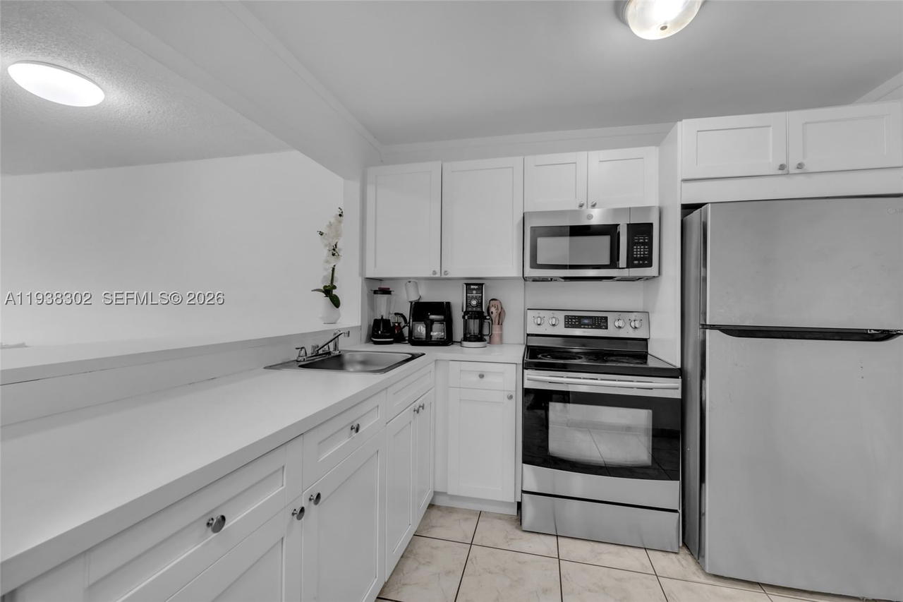Real estate property located at 1250 125th St #311C, Miami-dade, Windward Ii Condo, North Miami, FL