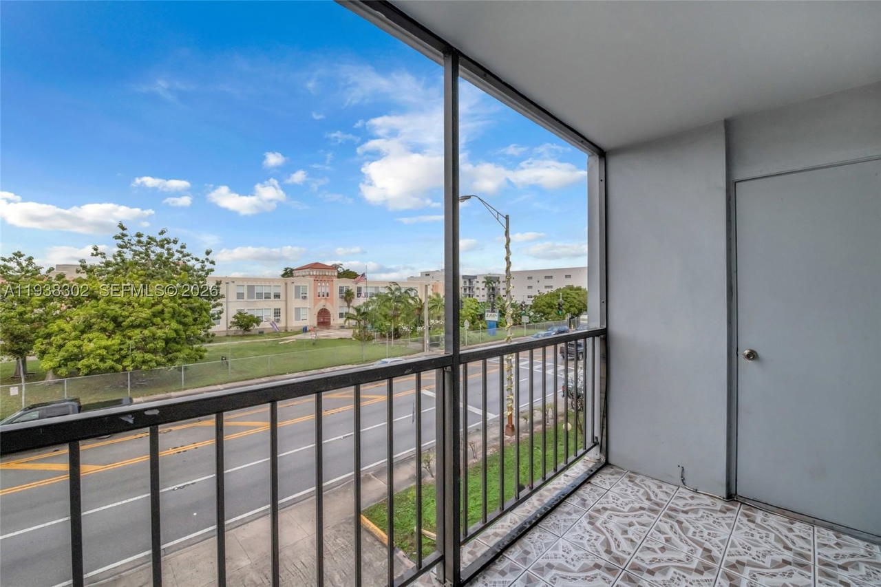 Real estate property located at 1250 125th St #311C, Miami-dade, Windward Ii Condo, North Miami, FL