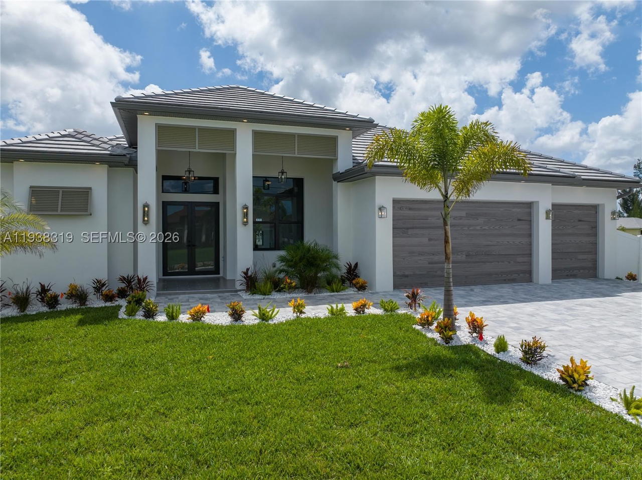 Real estate property located at 109 35th Pl, Other, Cape Coral, Other, FL