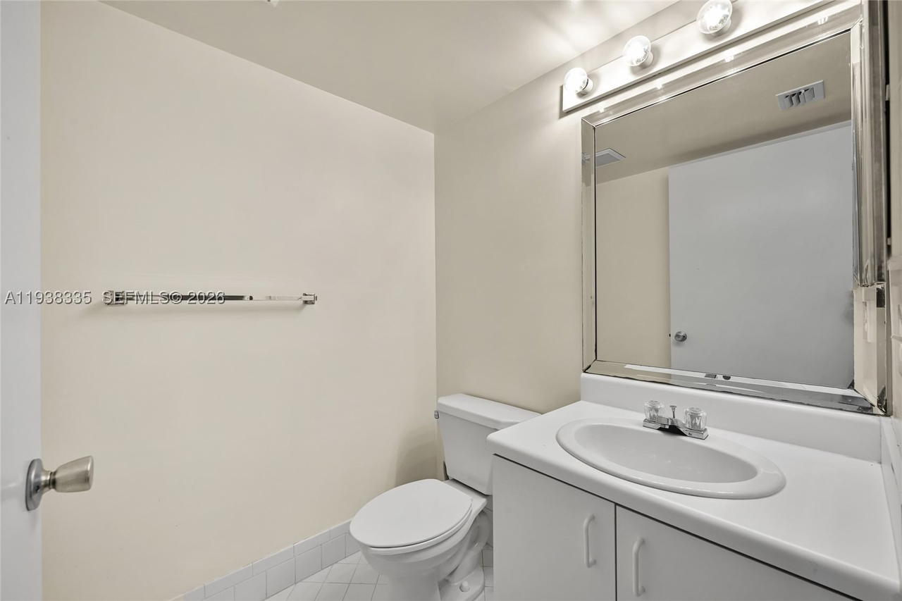 Real estate property located at 701 142nd Ave #104S, Broward, Plymouth At Century Villa, Pembroke Pines, FL