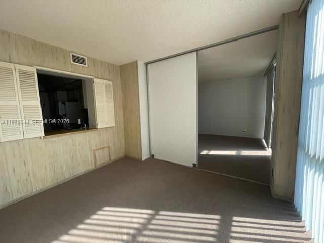 Real estate property located at 1000 Parkview Dr #1023, Broward, Oceanview Park Condo, Hallandale Beach, FL